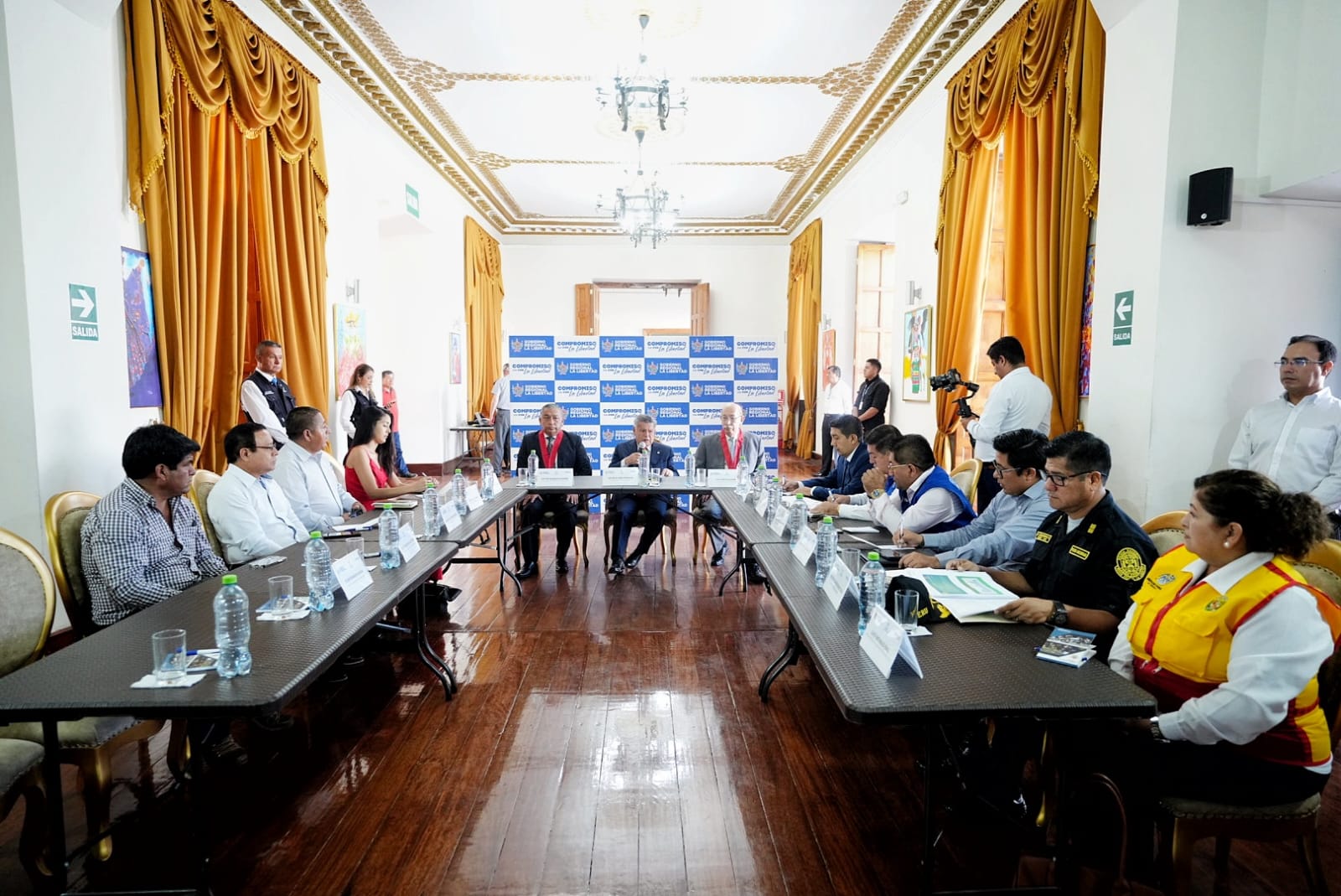 Acuña invitará a los siete congresistas para tratar la problemática de la delincuencia en Coresec