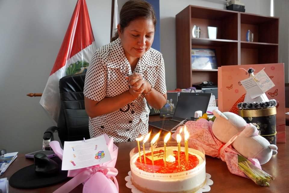 César Acuña cesa a gerente de Trabajo Sandra Terrones tras celebrar cumpleaños en su oficina