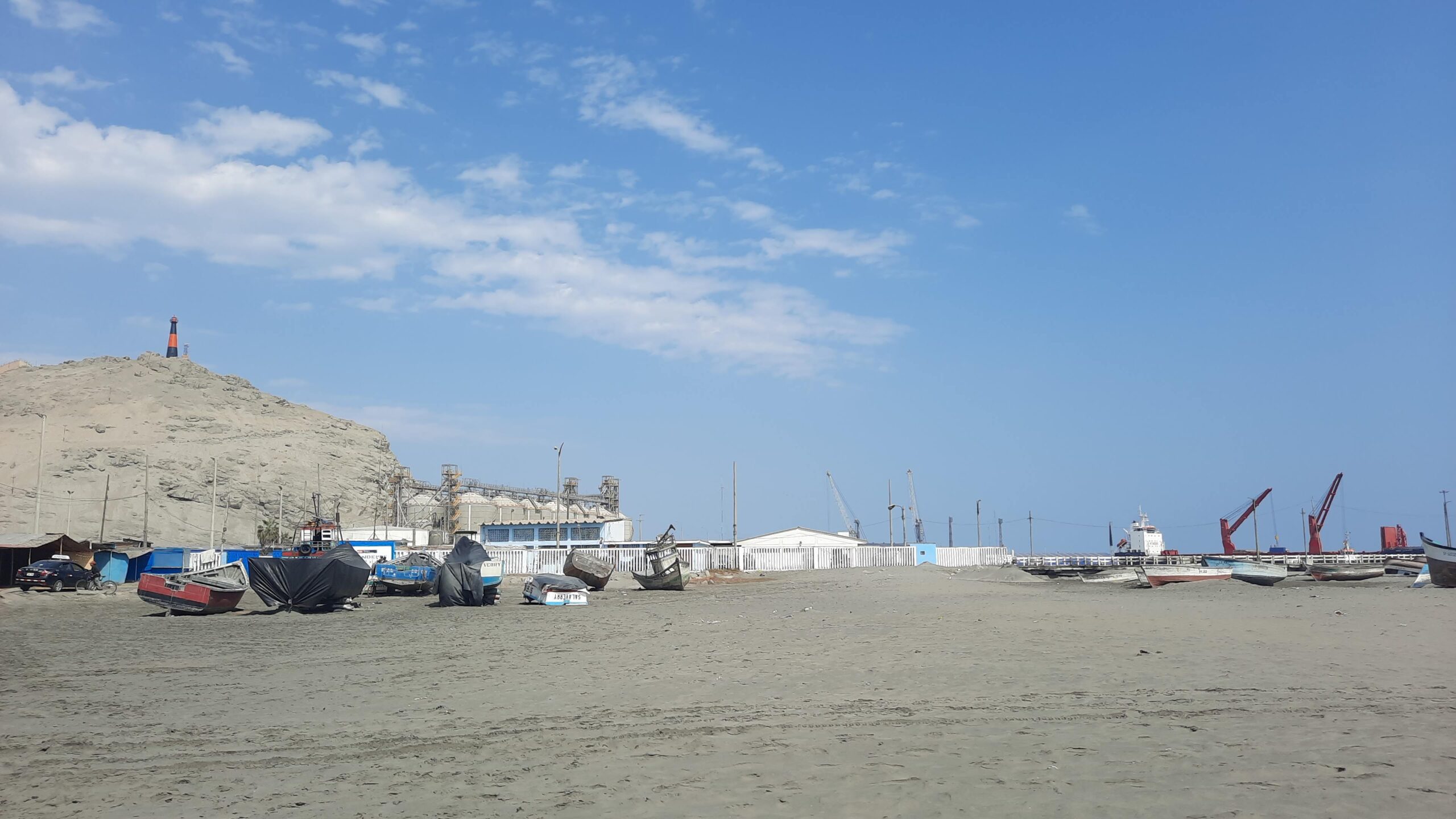 La Libertad: Cierran playas y puertos porque hay olas de más de dos metros debido a oleajes anómalos