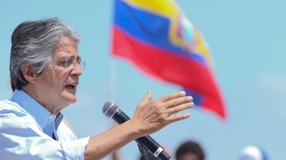 Ecuador en crisis: presidente disuelve el Congreso