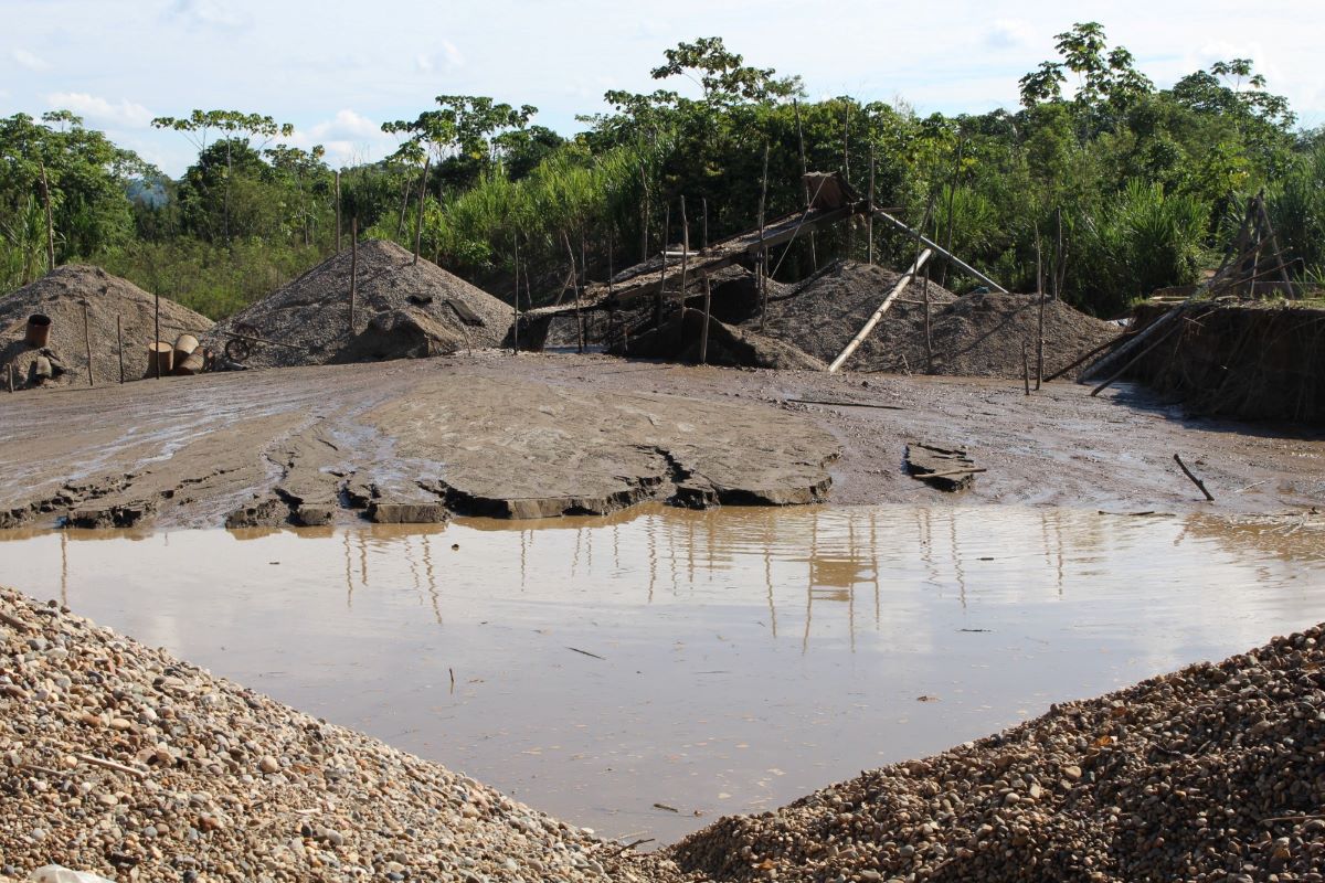Minería informal e ilegal contamina el agua potable en Madre de Dios