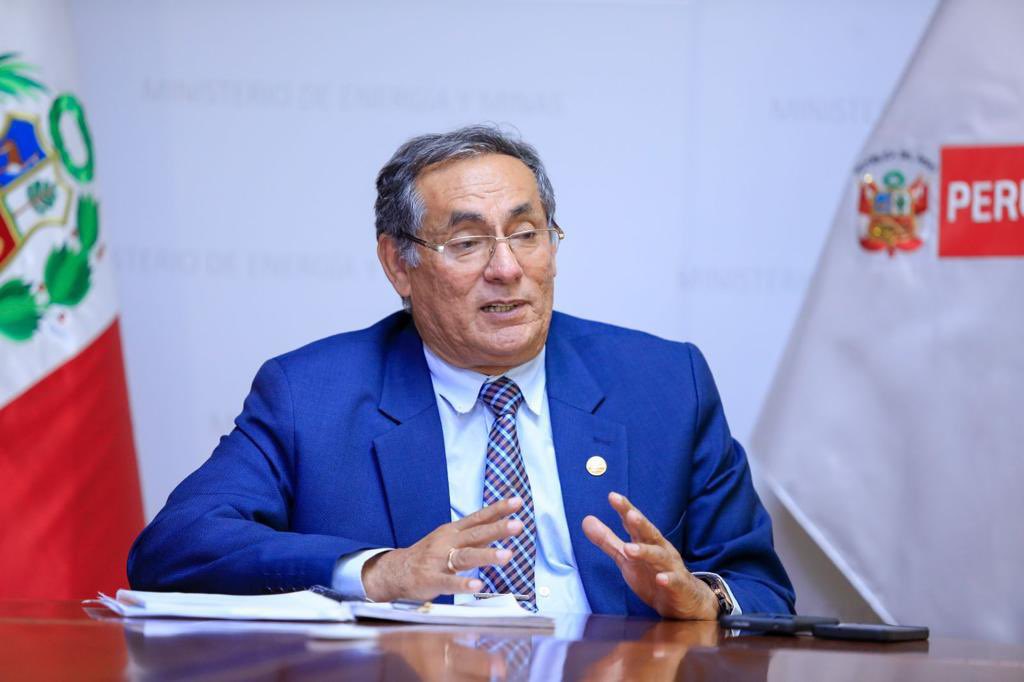 Ministro de Energía y Minas acudirá al Congreso para interpelación y adelanta respuesta sobre reunión con exalcalde de Anguía