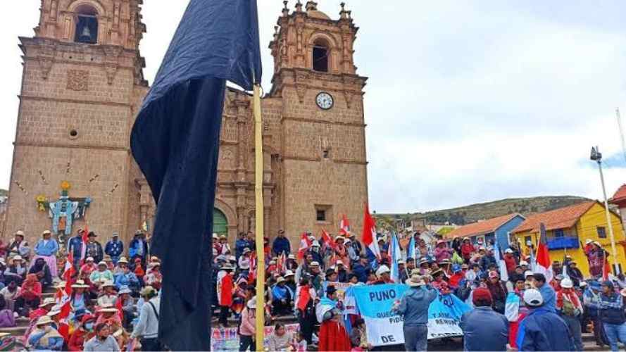 Tensión y protestas previas al Día de la Bandera en Puno