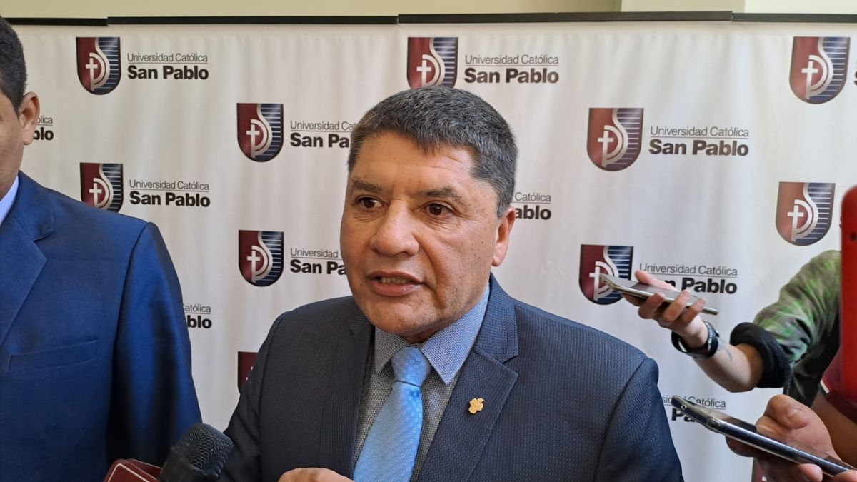 Alcalde de Arequipa invitará a Dina Boluarte por aniversario de la Ciudad Blanca