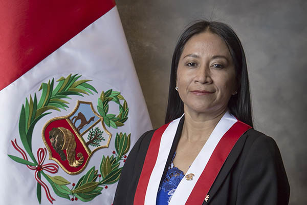 Extrabajadora del despacho de la congresista Rosío Torres se ratifica: Le daba parte de su sueldo
