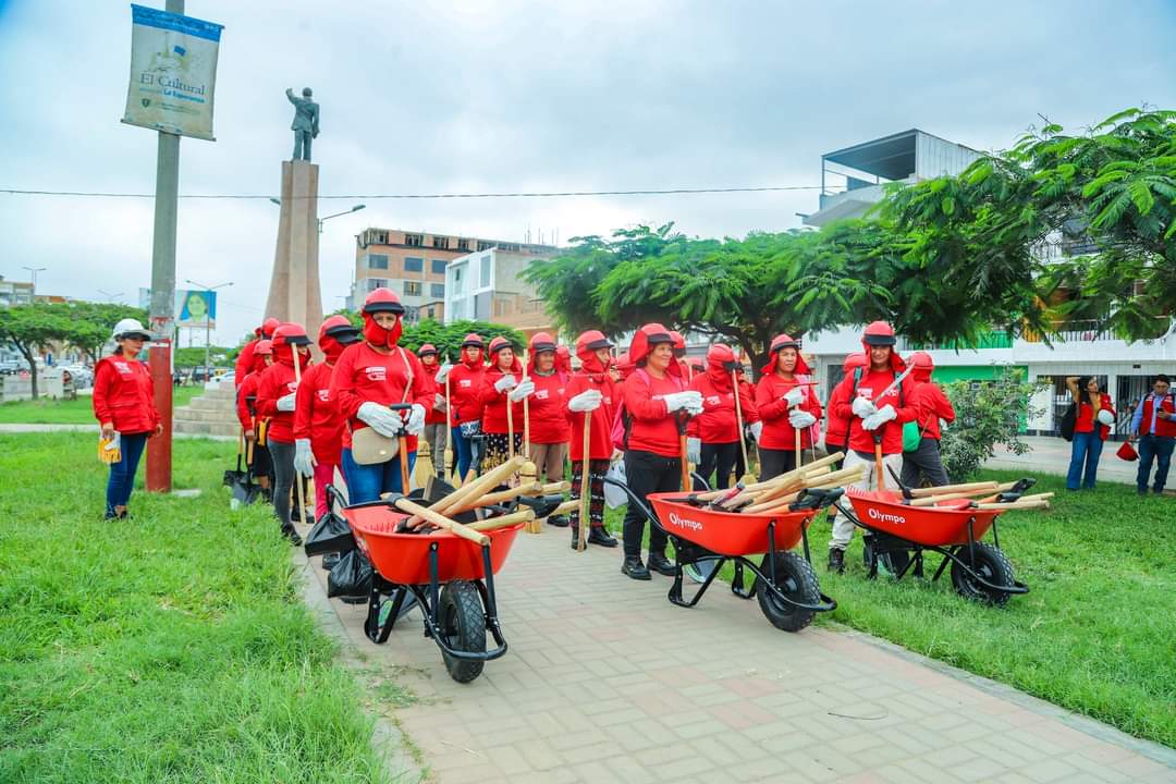 Trujillo: Inician labores temporales del programa "Lurawi Perú" en el distrito La Esperanza
