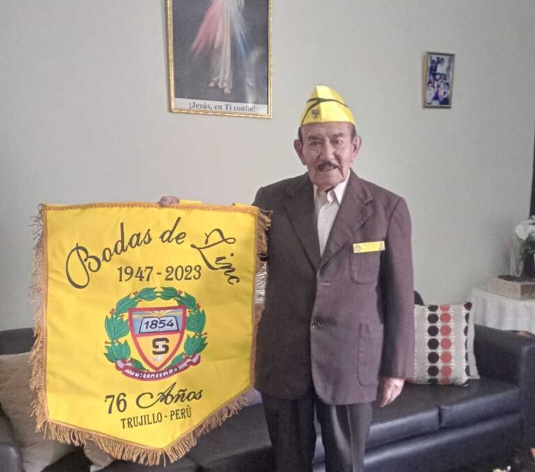 Trujillo: Sanjuanista de 95 años  desfilará en aniversario de su colegio