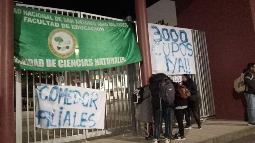 "1100 cupos para 14 mil universitarios es un insulto": Piden ampliar la capacidad del comedor de la UNSAAC