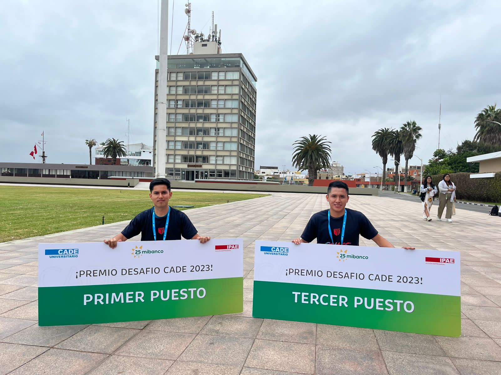 Estudiantes ocupan primeros puestos en el Desafío CADE Universitario 2023