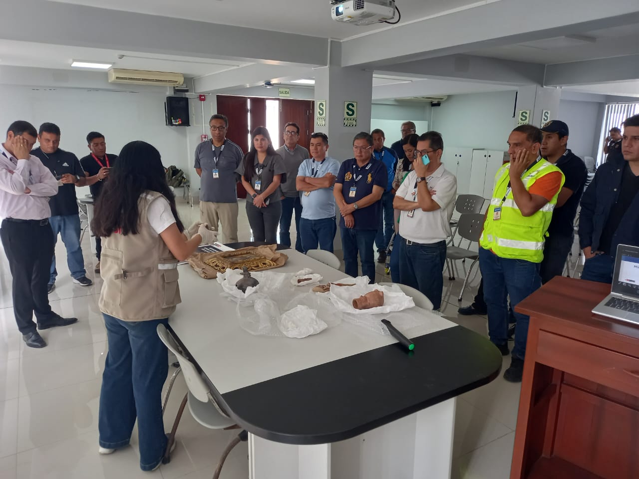 La Libertad: capacitan a oficiales de Sunat-Aduanas en el control de tráfico ilícito de bienes culturales muebles