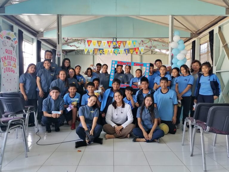 Estudiantes de Psicología trabajan proyecto para combatir el estrés en escolares de secundaria