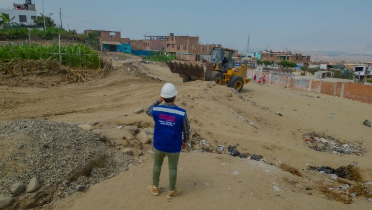 Trujillo: Realizan jornada de limpieza y retiro de desmonte en Centros de Salud