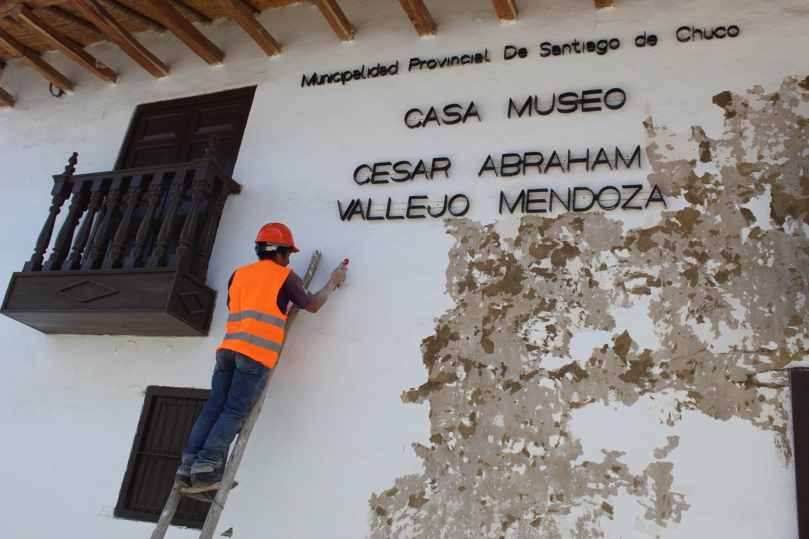 La Libertad: Ministerio de Cultura coordina mantenimiento y conservación del Monumento Histórico Casa Vallejo