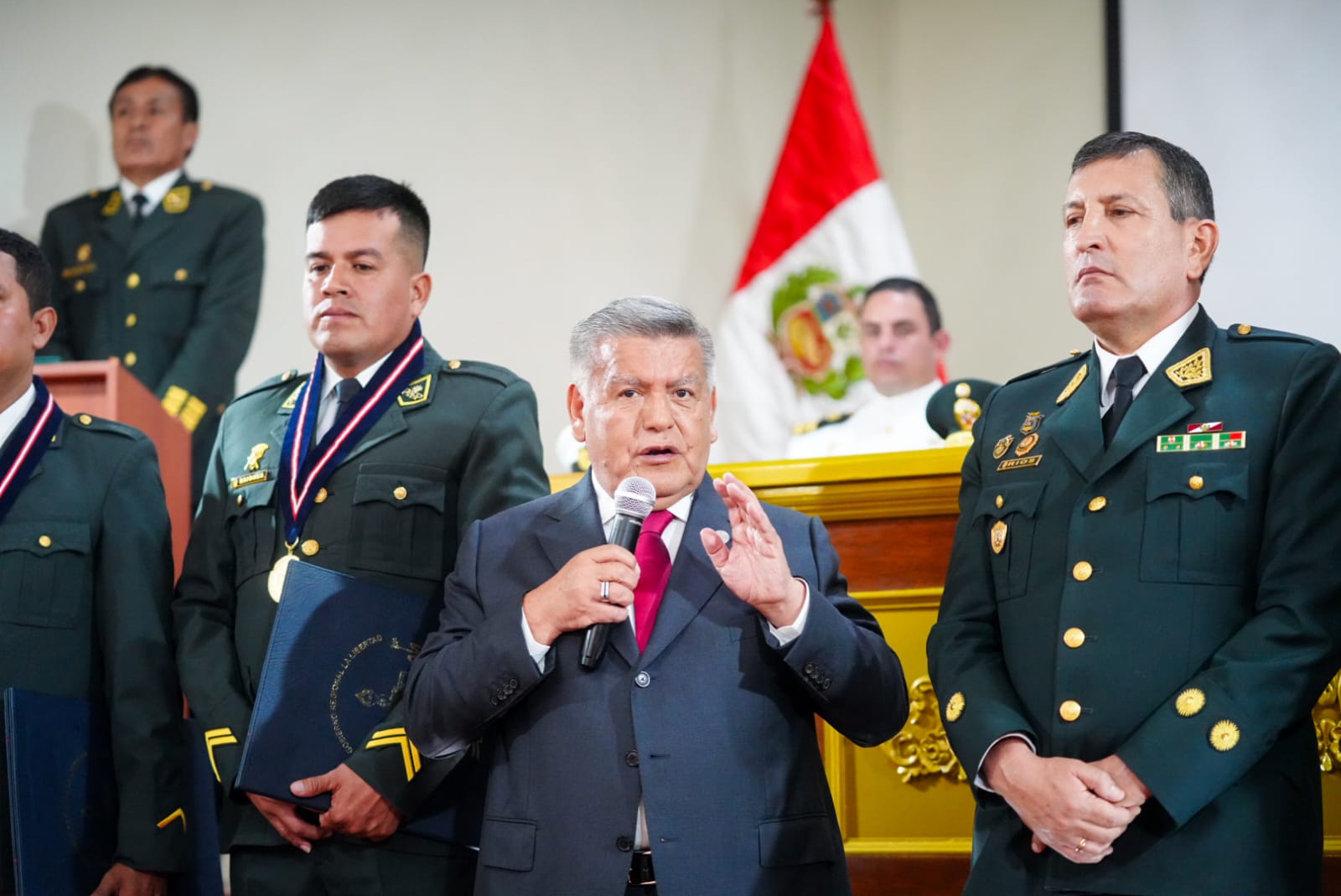 César Acuña: “La delincuencia no nos puede vencer”