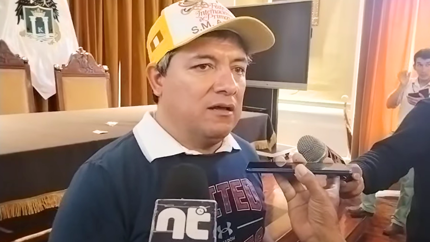 Trujillo: Alcalde Arturo Fernández realiza expresiones machistas hacia jóvenes periodistas