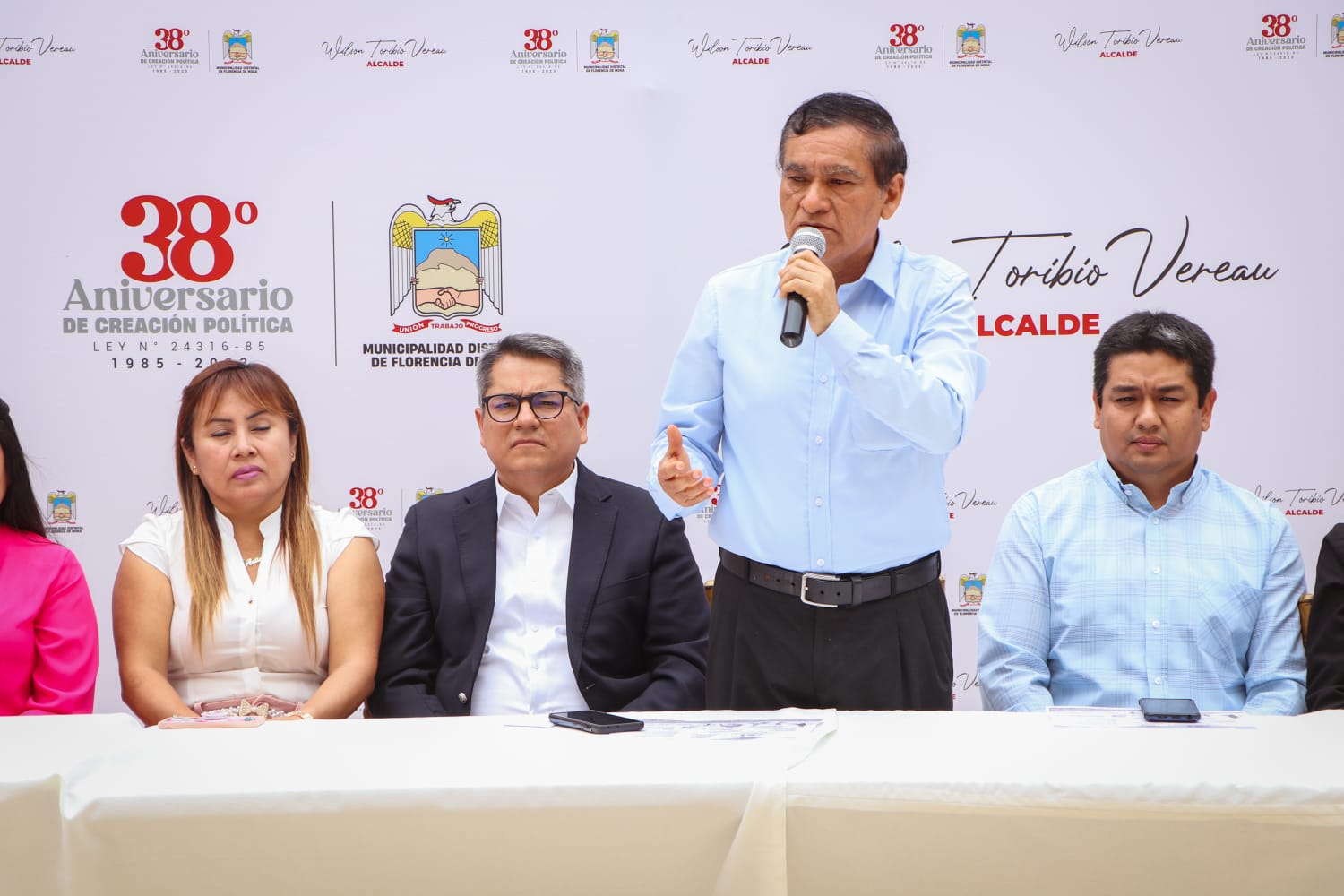 Florencia de Mora celebra 38° aniversario de creación política