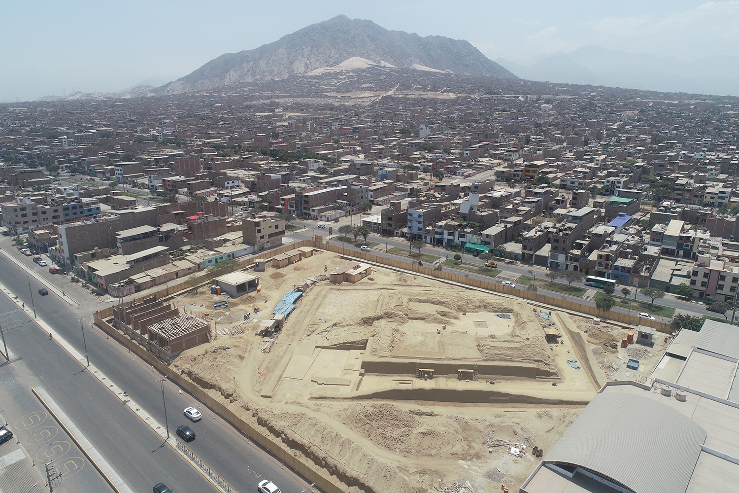 Trujillo: trabajos en la huaca Takaynamo registran un avance de 35 %