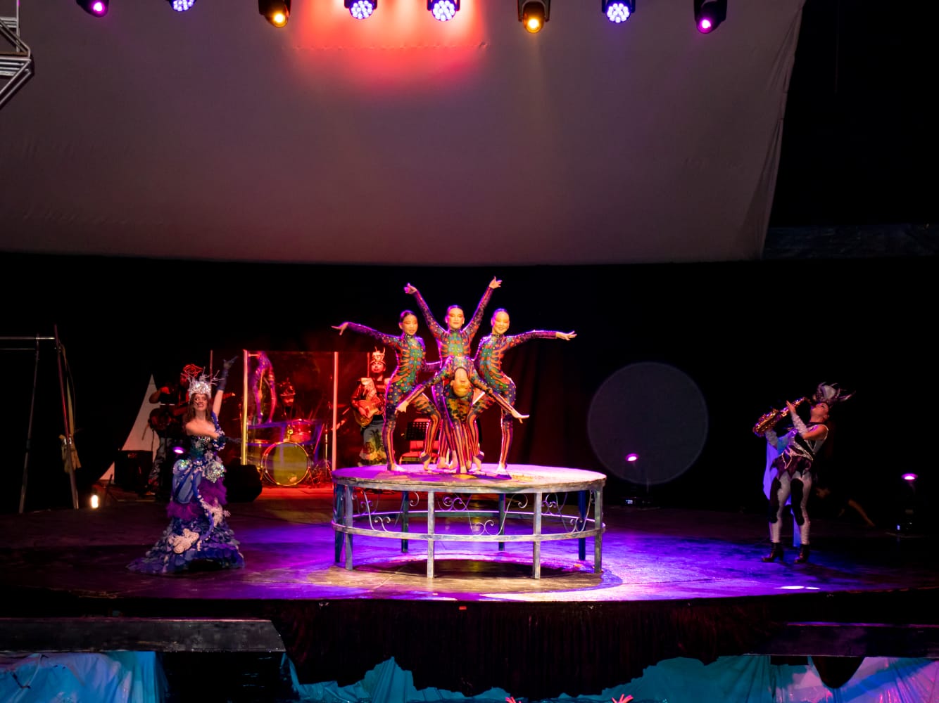 Trujillo: ¡Descubre la Magia Acuática en "Manantia"!