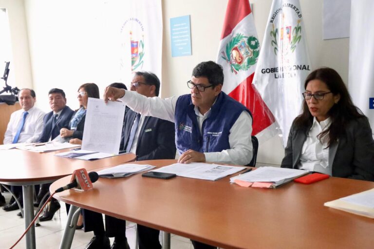 La Libertad: Detectan 40 casos de docentes con títulos falsos