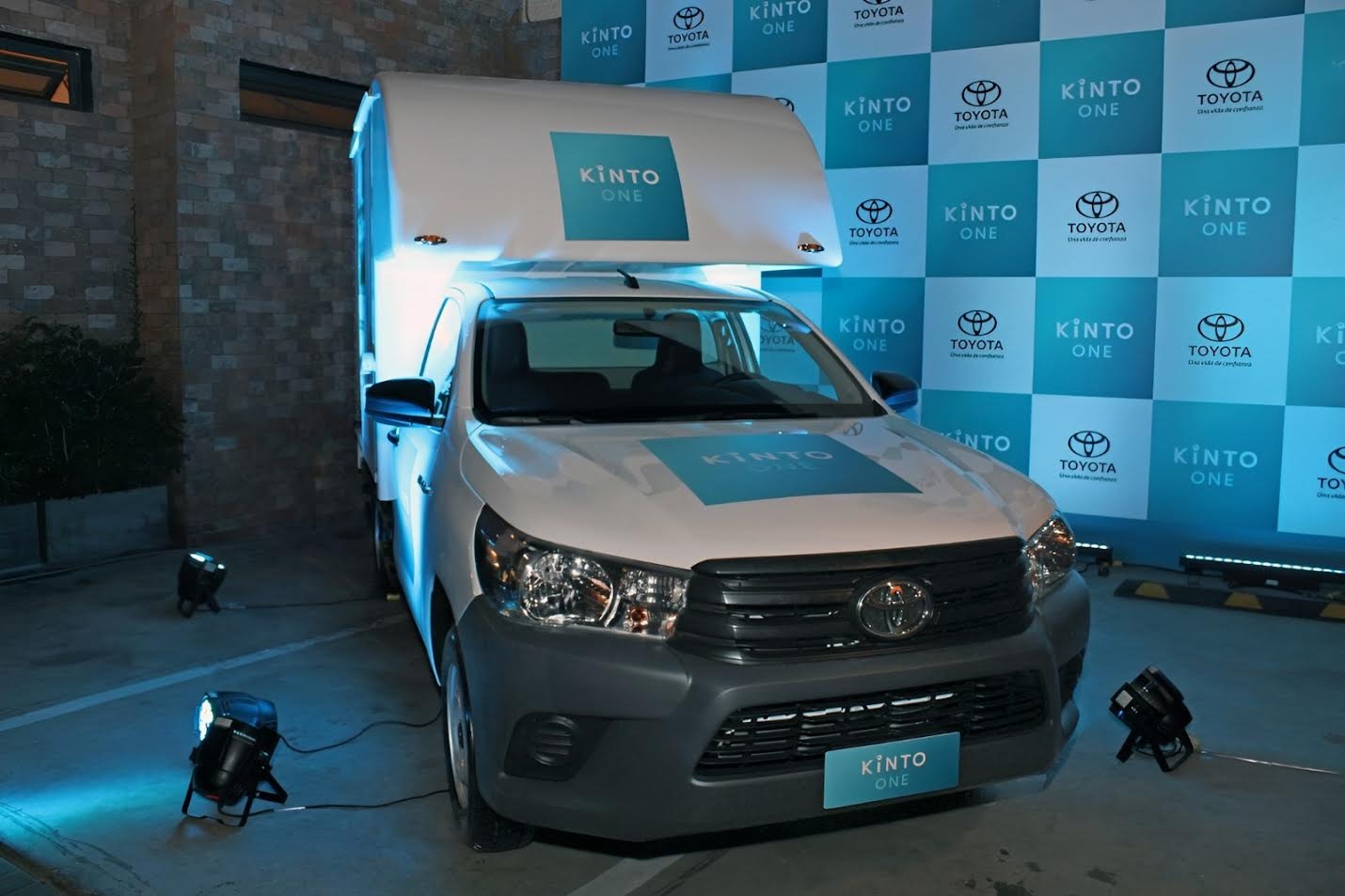 ¡Robustez y confiabilidad! Innovación en movilidad comercial con la nueva Hilux furgoneta
