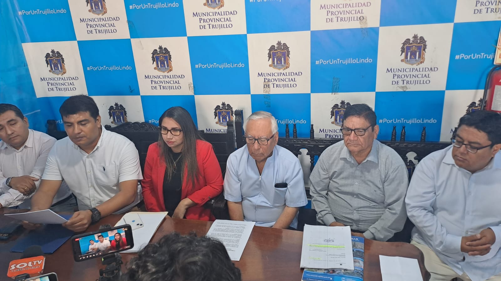 Trujillo: Regidores desmienten comunicado del JNE sobre suspensión de Arturo Fernández