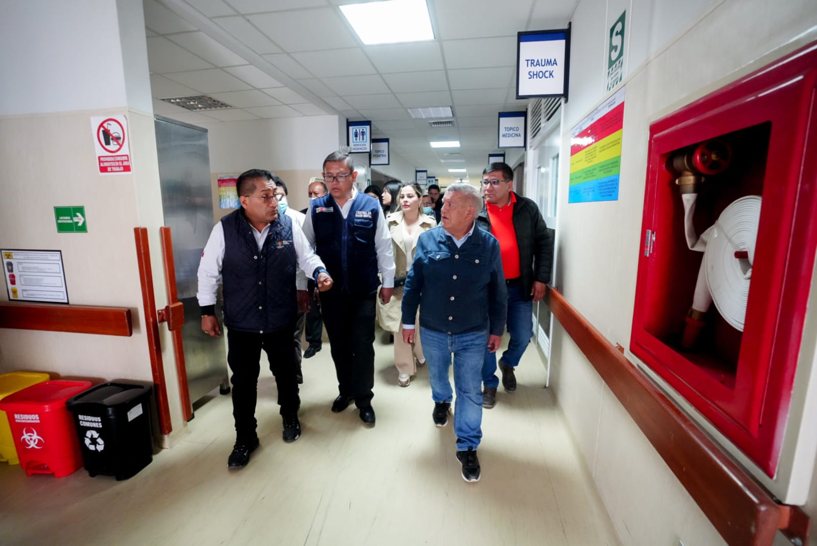 La Libertad: César Acuña señala que los 18 hospitales de la región tienen que realizar operaciones quirúrgicas