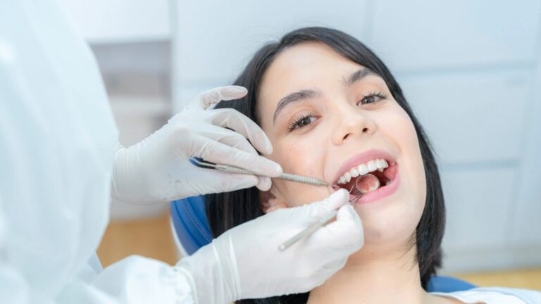 Cepillado y visitas al dentista son la clave para una buena salud bucal