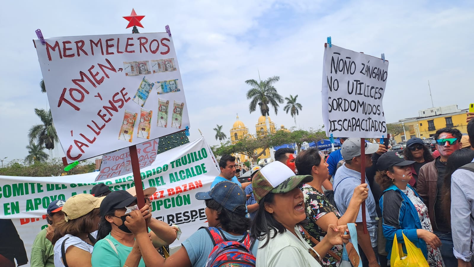 Trujillo: Simpatizantes de Arturo Fernández agreden e insultan a la prensa