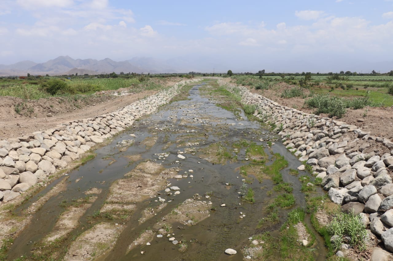 La Libertad: MIDAGRI destinó más de S/ 1 millón en limpieza y descolmatación de río Huamanzaña