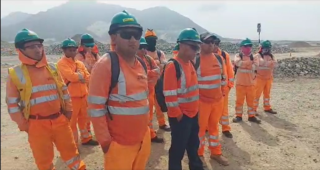Trujillo: trabajadores de la quebrada El León reclaman pagos