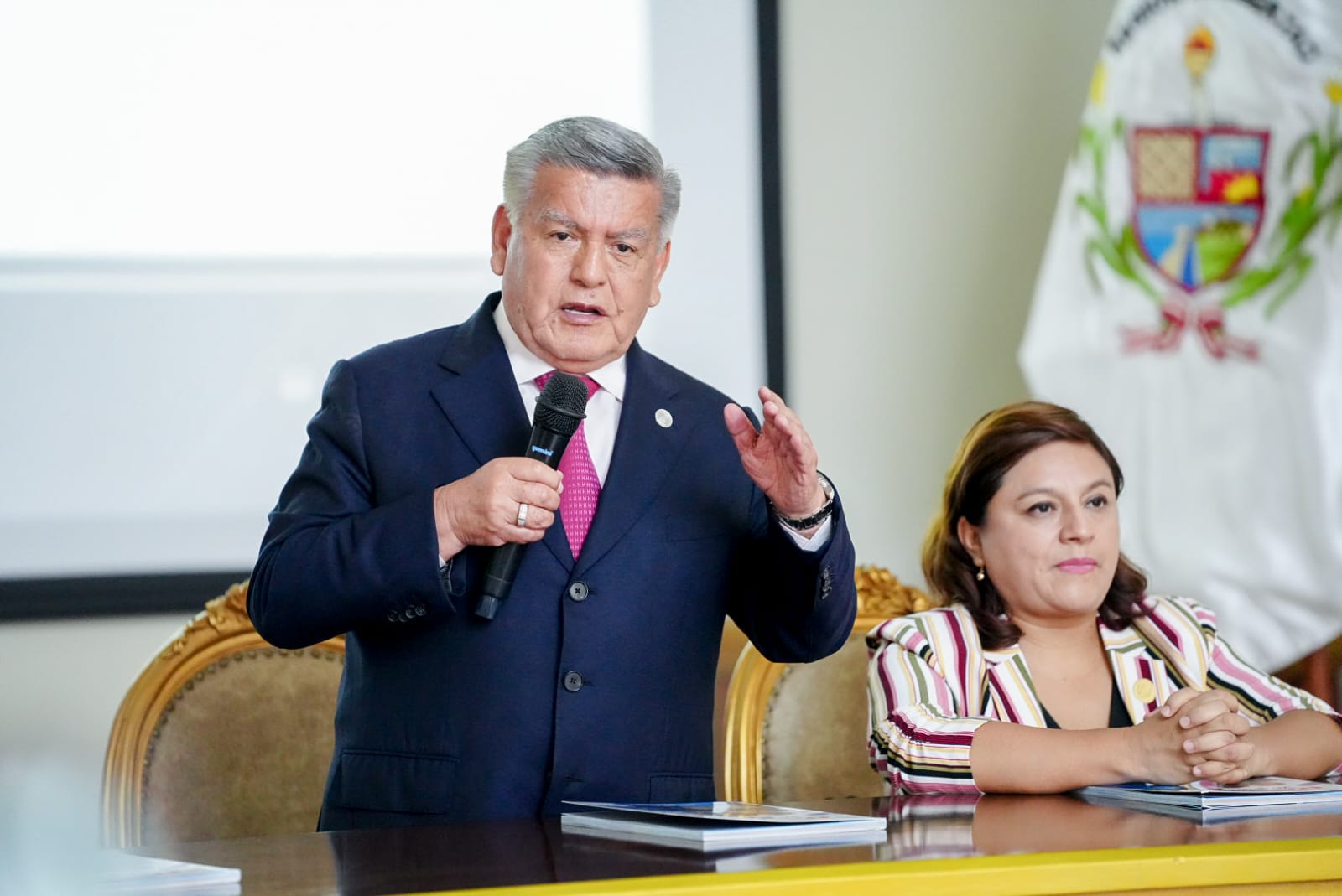 La Libertad: César Acuña pedirá que fuerzas armadas patrullen las calles