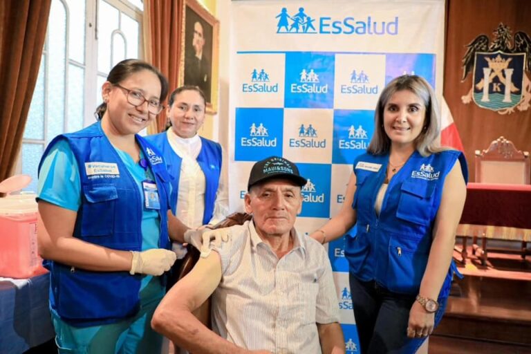 EsSalud La Libertad vacunará a trabajadores de Municipalidad Provincial de Trujillo