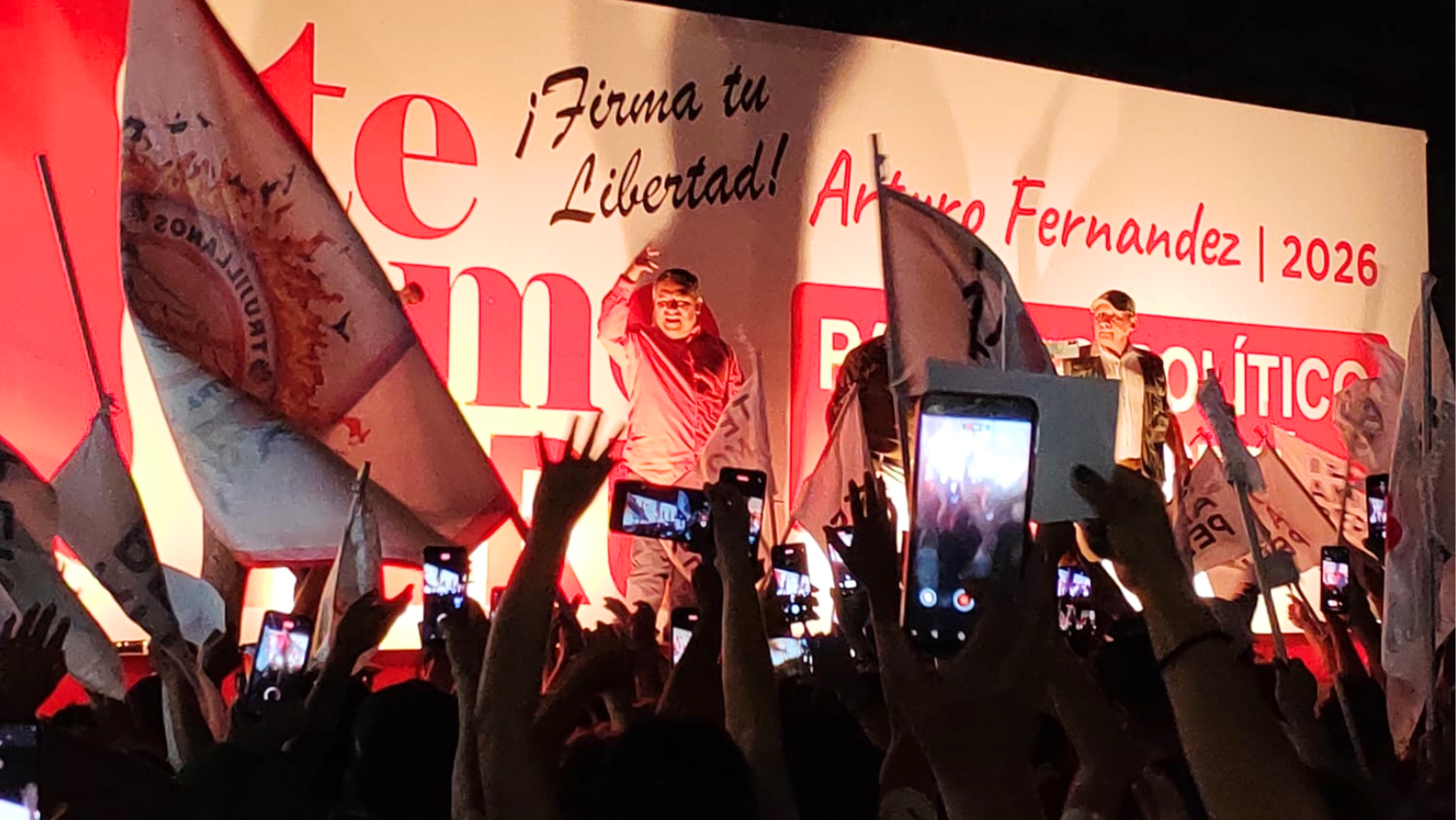 Trujillo: Arturo Fernández presenta su partido político "Te Amo Perú"