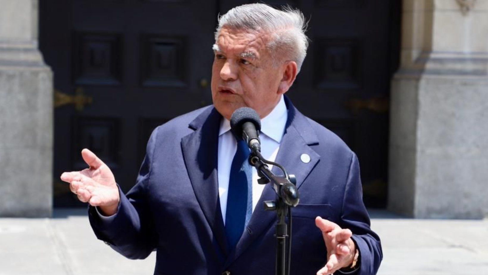 César Acuña defiende al Congreso y al Poder Judicial "no son corruptos"