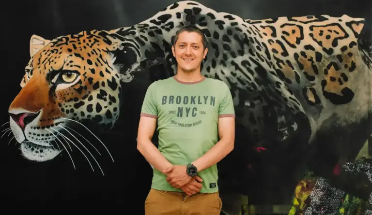Jonathan Ríos: La travesía de un pintor de la Amazonía