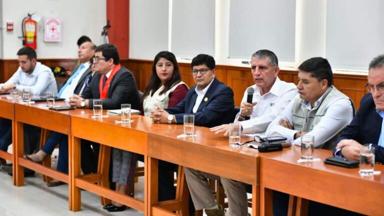 Arequipa: Autoridades critican a ministro del Interior por no anunciar medidas concretas contra criminalidad 