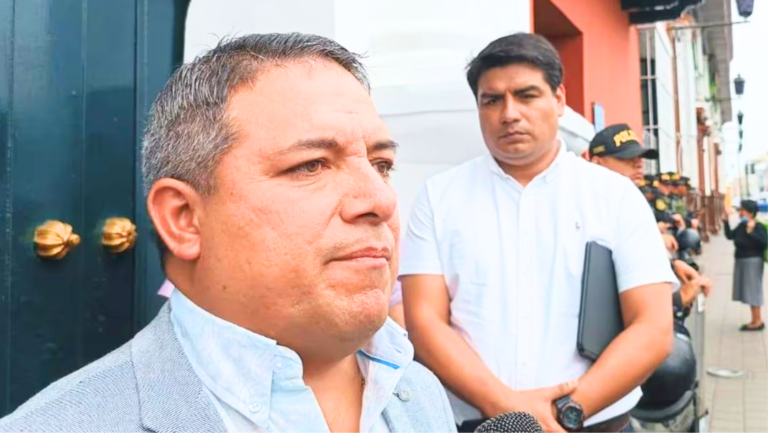 Trujillo: Mario Reyna revela que Arturo Fernández dejó 400 locadores en la MPT con salarios de 3 a 4 mil soles