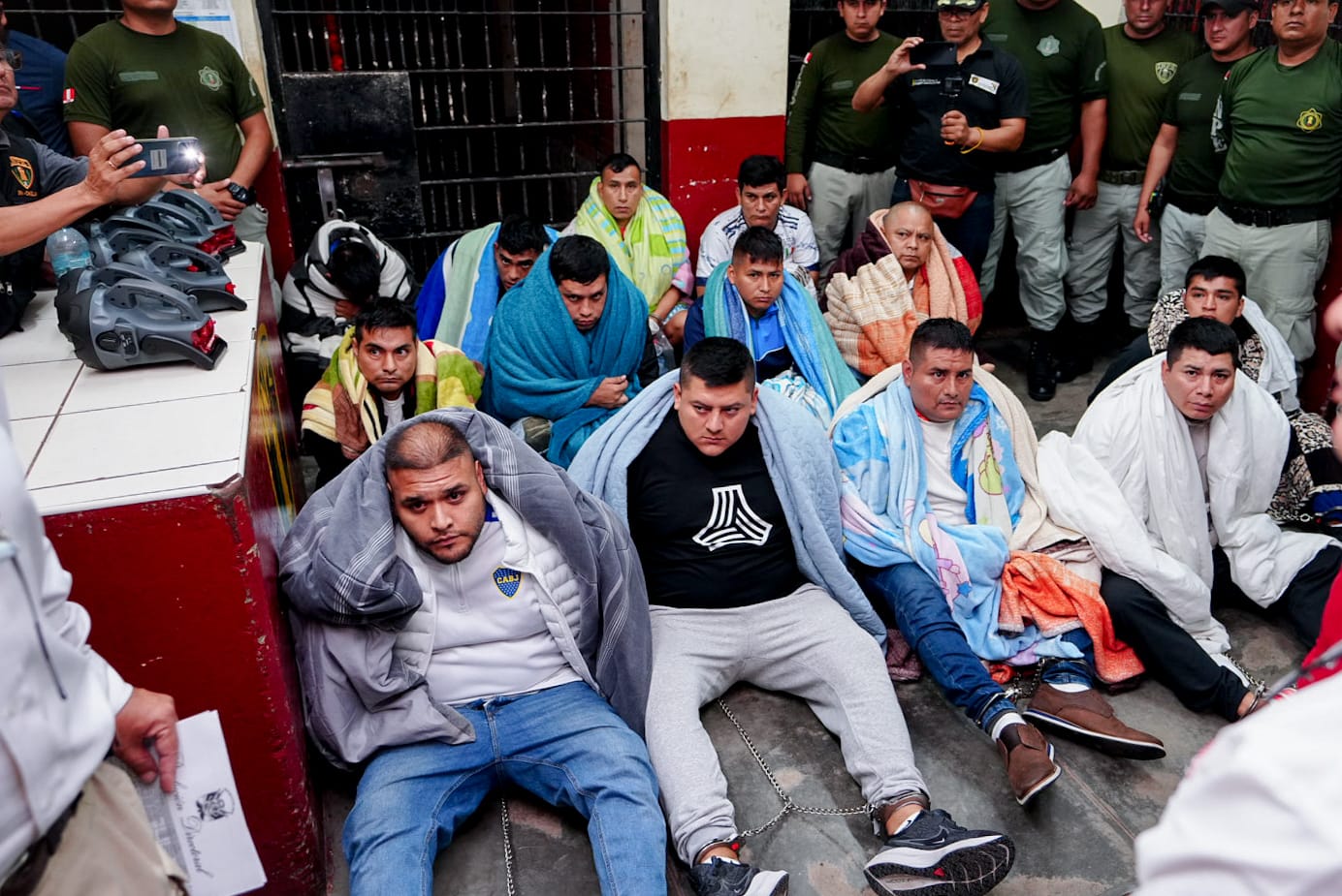 Trujillo: 13 cabecillas de bandas son trasladados a penales de máxima seguridad