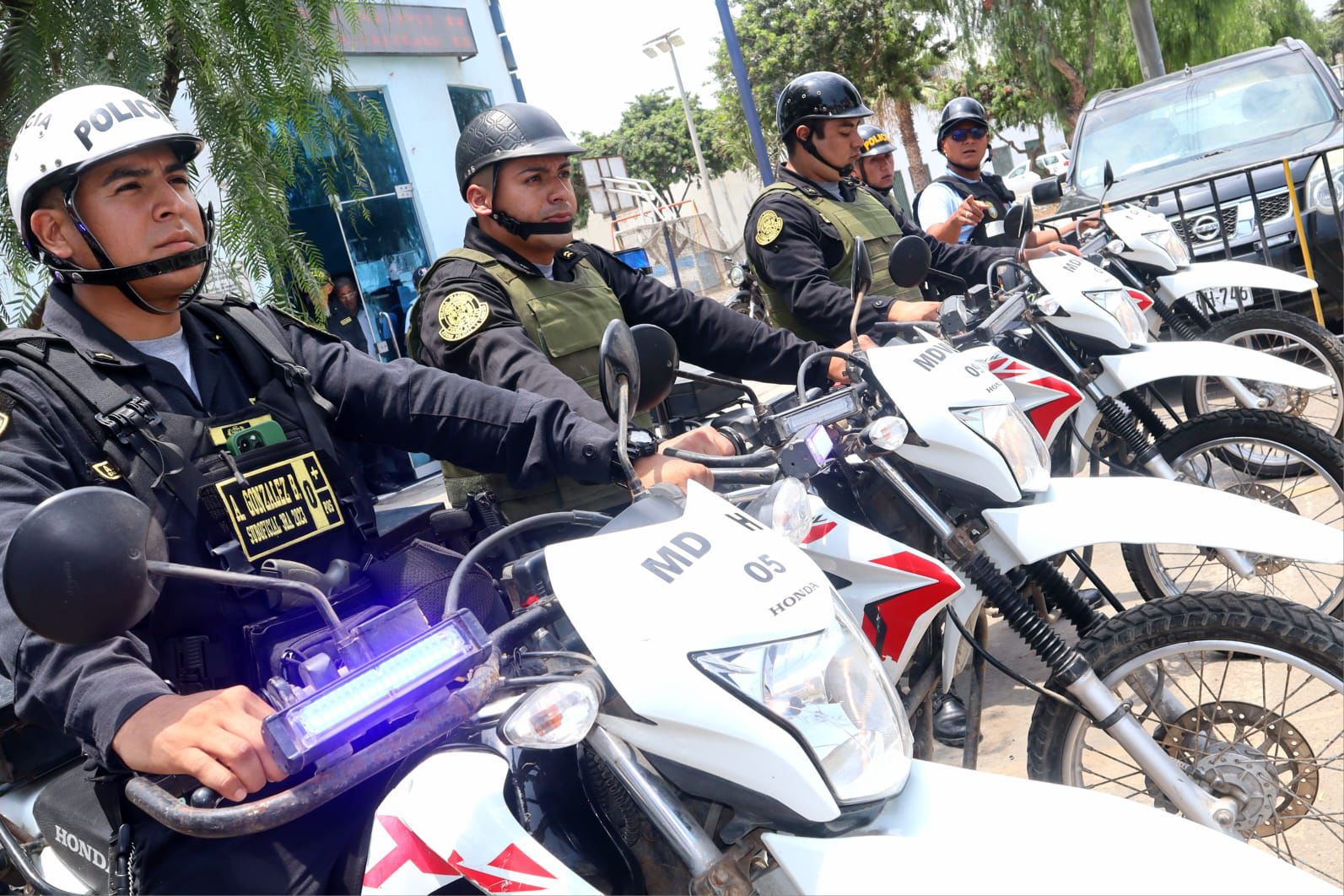 Víctor Larco: entregan moticicletas para Seguridad Ciudadana