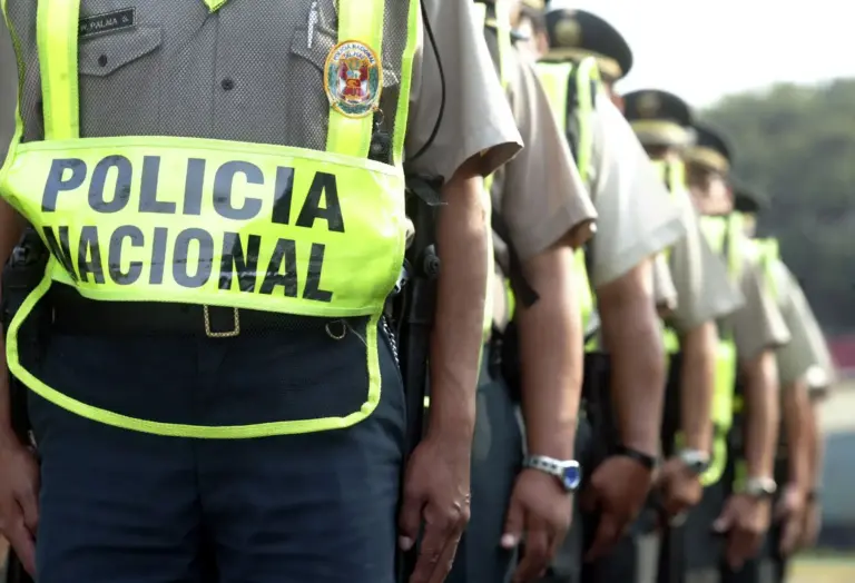 1 500 policías serán dados de baja este año por corruptos