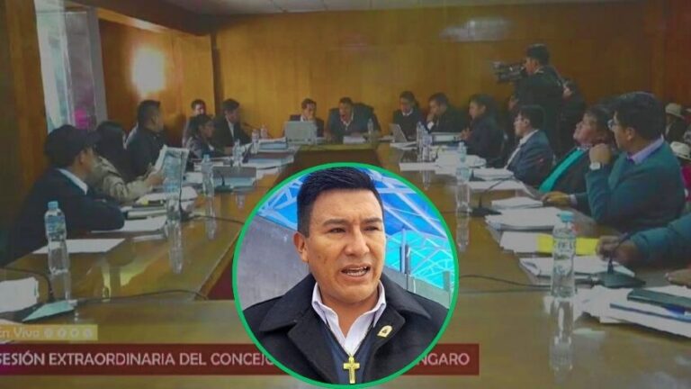 Puno: Concejo municipal de Azángaro aprueba pedido de vacancia del alcalde Salvador Apaza