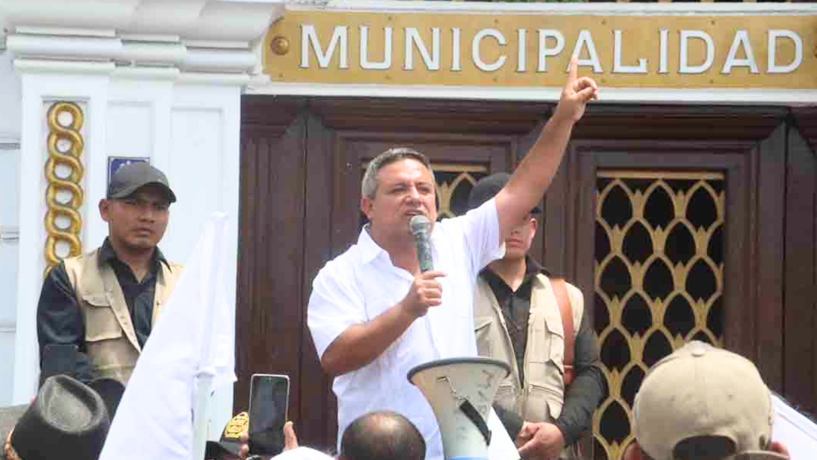 Trujillo: Anulan seis licitaciones de la gestión de Aturo Fernández por presuntas irregularidades
