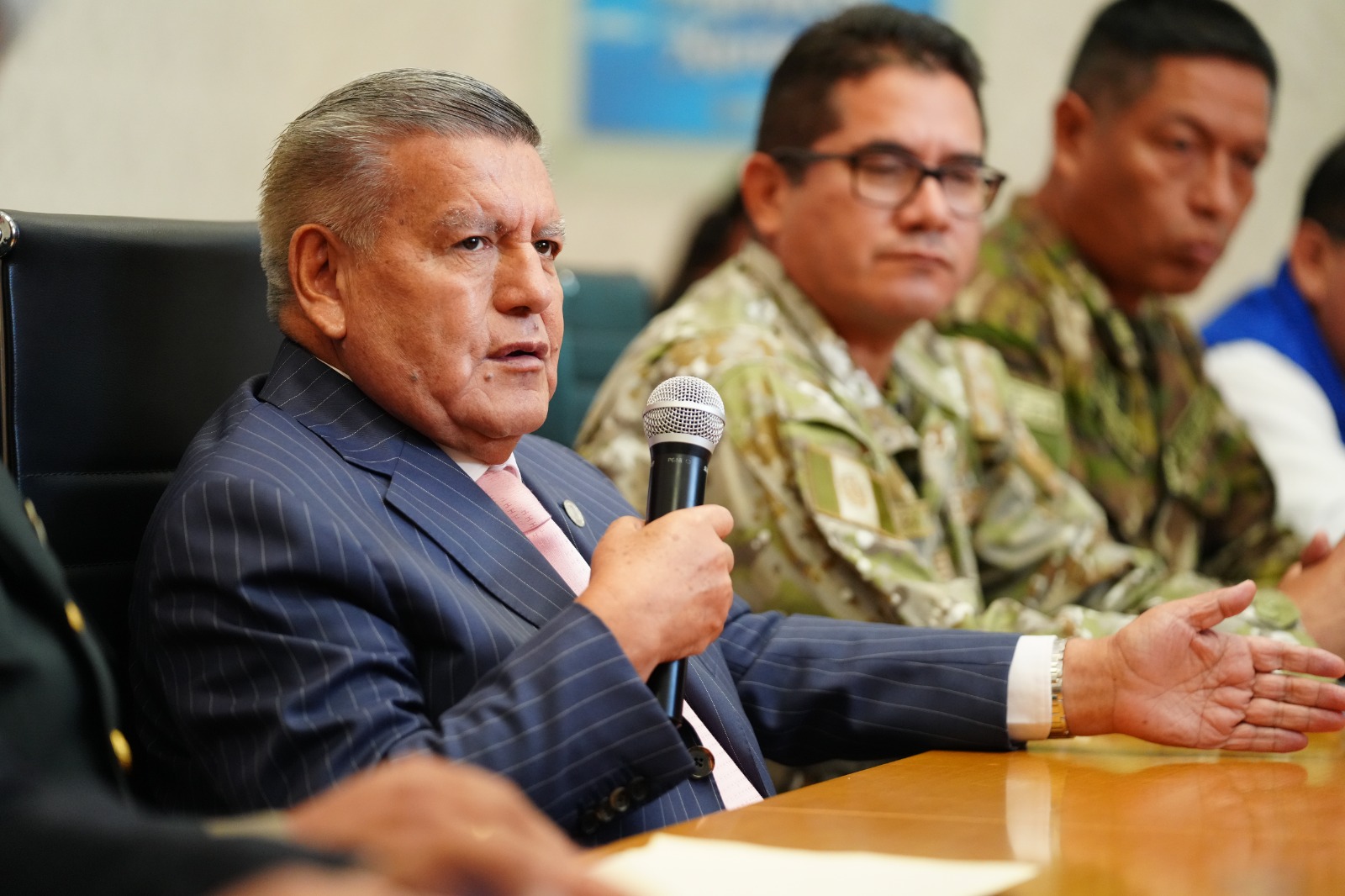 César Acuña: "Los 380 policías que llegaron por emergencia deben quedarse en Trujillo"