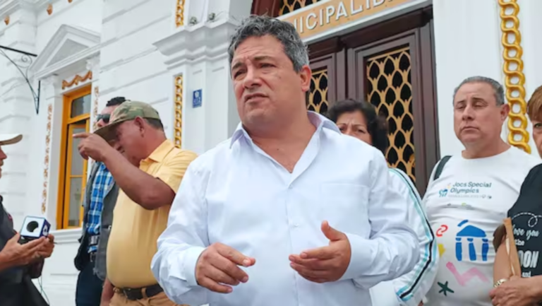 Trujillo: Arturo Fernández regresará a la MPT en enero de 2025 tras negación de credenciales por el JNE