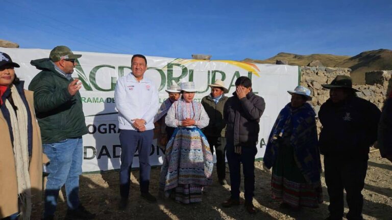 Arequipa: ministro de Agricultura se reúne con autoridades y población de Caylloma por proyecto Majes Siguas
