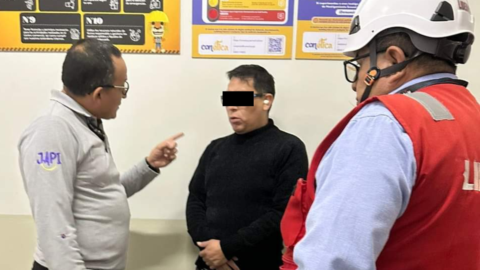 Trujillo: Hombre roba celular a cliente en  tienda del Real Plaza