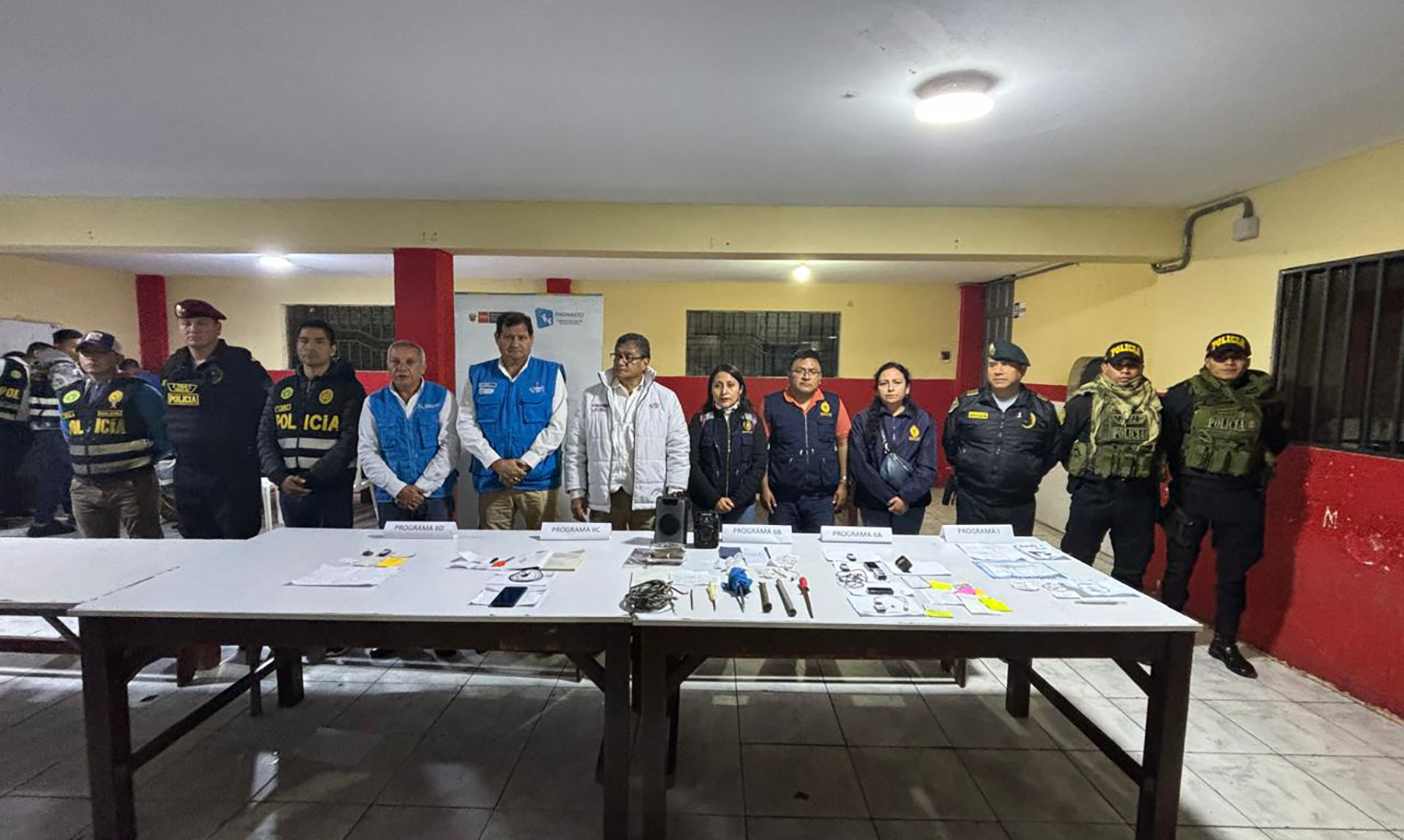 Trujillo: Hallan stickers de "La Jauría" y "Los Pulpos" tras operativo en la exFloresta
