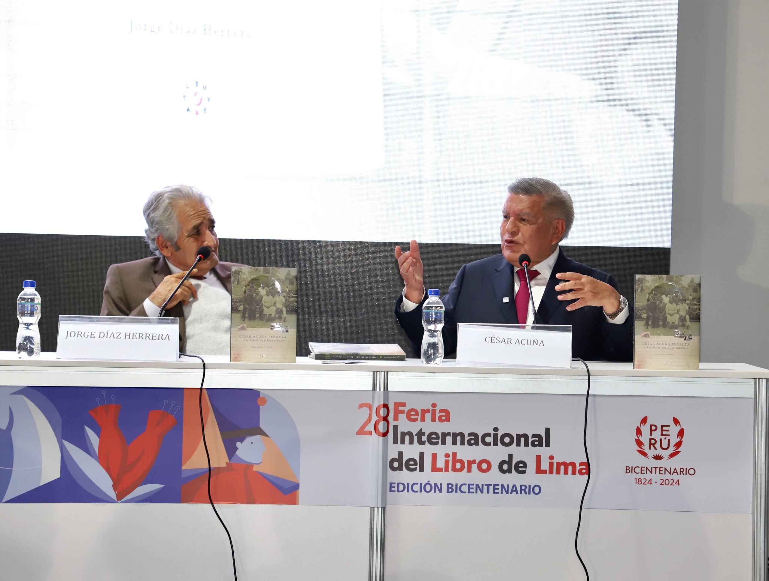 Presentan obra biográfica de César Acuña en Feria Internacional del Libro en Lima