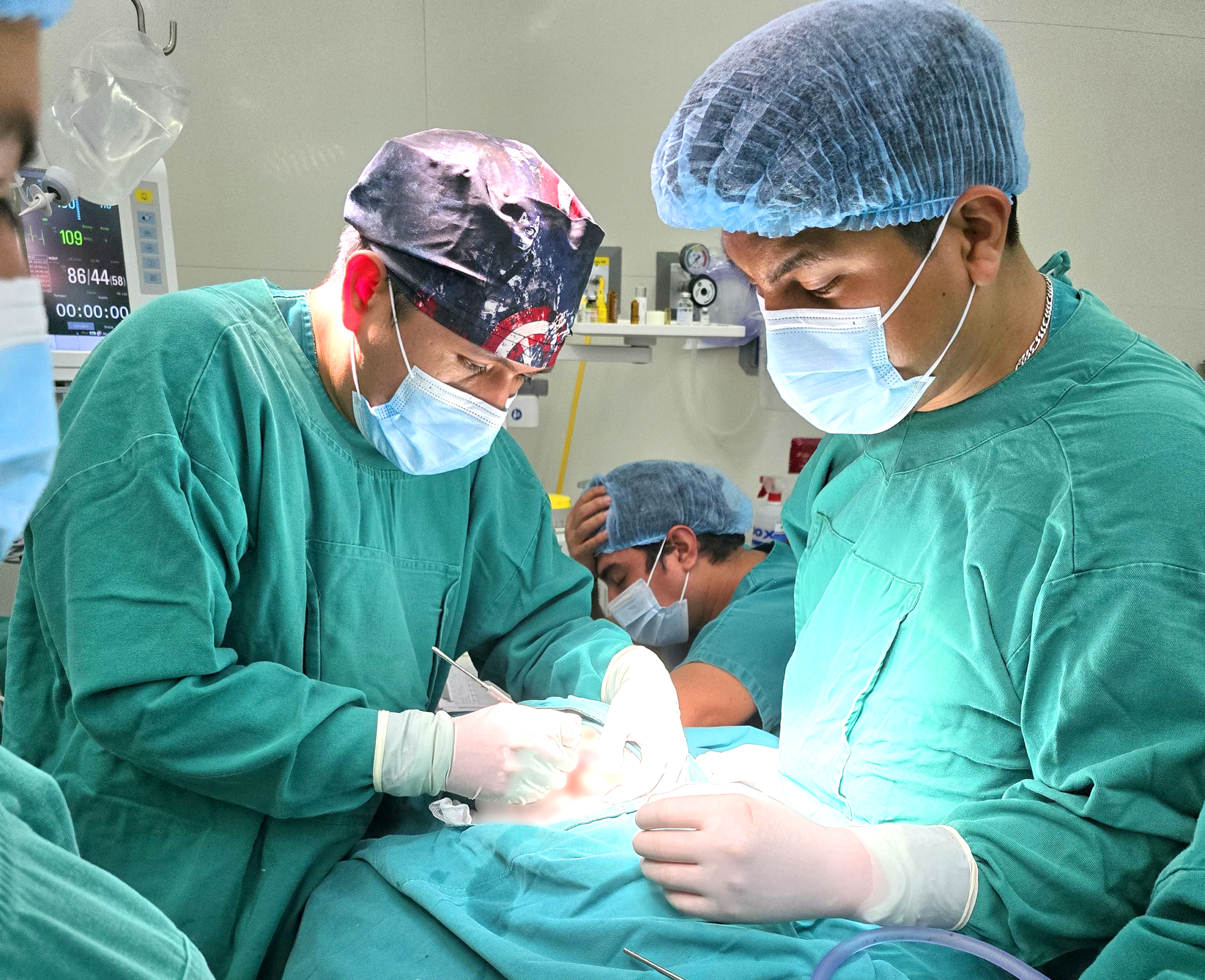 Reconstrucción Facial de Avanzada: Futbolista recupera su sonrisa sin cicatrices visibles