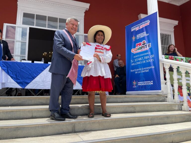 La Libertad: Gore entrega donaciones a ganadores del Procompite 2023